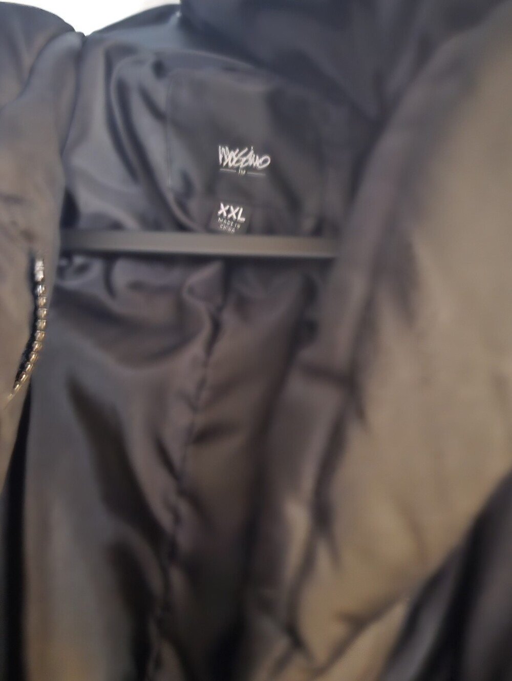 Black Mossimo Puffer Jacket With Attached Belt XXL